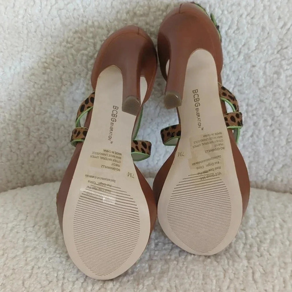 BCBGeneration Granvill2 Crisscross Leopard Platform Sandals - Picture 6 of 10